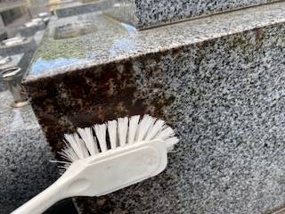 墓石の掃除方法